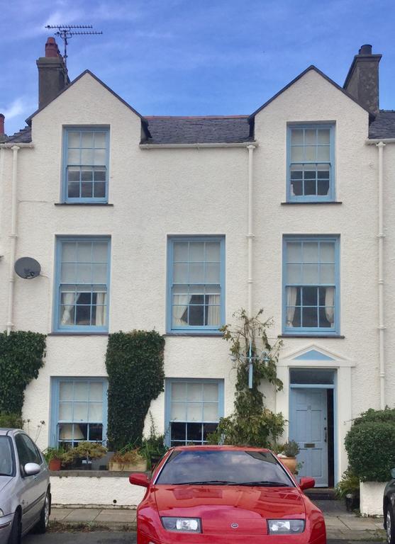 The Suites At Ty Anne Beaumaris Exterior photo
