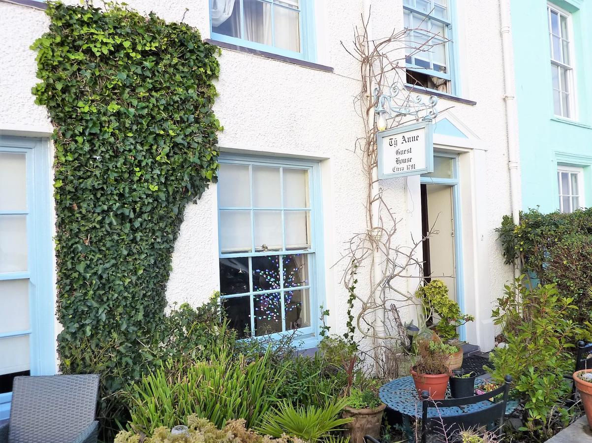 The Suites At Ty Anne Beaumaris Exterior photo
